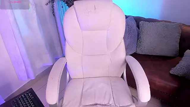 Salomee Cute  online show from 02.25.26