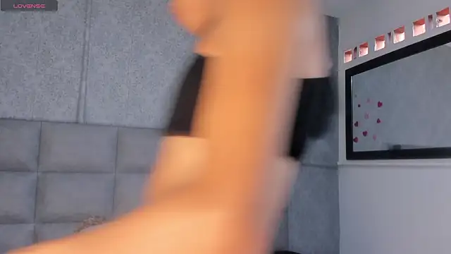 Snapshot of Miia03 chatting on 03.16.26 Miia03 online show from 03.16.26