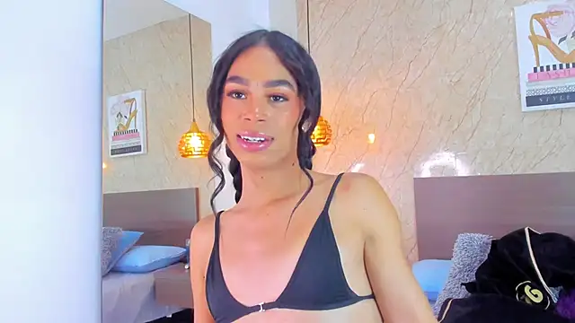 Snapshot of Miia03 chatting on 04.06.26 Miia03 online show from 04.06.26