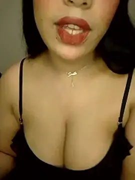 Snapshot of madleen_Mm chatting on 06.01.26 madleen Mm online show from 06.01.26