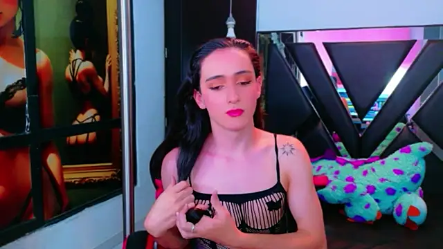 Ivony Giselle online show from 04.05.26