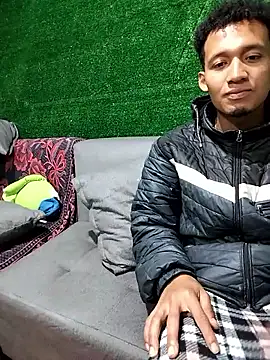 MaskedLatinaX online show from 04.23.26