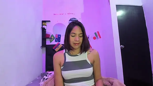 sapphire brown20 online show from 07.02.26