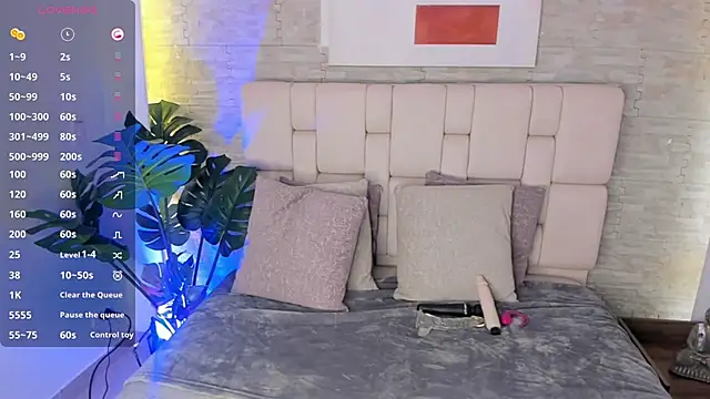 cloe spencer  online show from 02.25.26