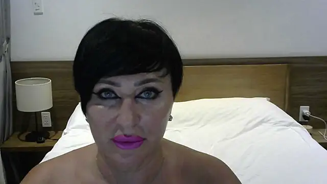 Snapshot of Kleotempt chatting on 07.01.26 Kleotempt online show from 07.01.26