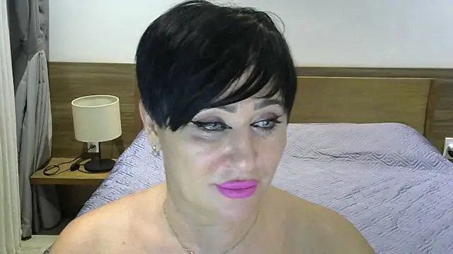Snapshot of Kleotempt chatting on 07.17.26 Kleotempt online show from 07.17.26