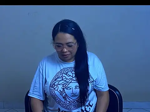 Snapshot of SARAHONEY26 chatting on 03.16.26 SARAHONEY26 online show from 03.16.26