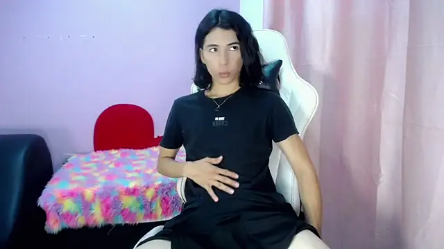 Larry craft online show from 03.04.26