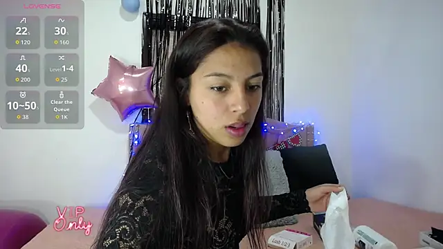 Snapshot of samantha_pym chatting on 04.08.26 samantha pym online show from 04.08.26