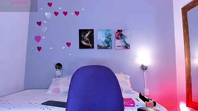 KimTaylorW online show from 03.27.26