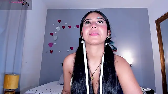 KimTaylorW online show from 04.13.26