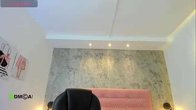 RomaBellanova online show from 04.20.26