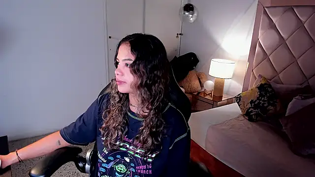 Snapshot of dulce_lyraa1 chatting on 05.28.26 dulce lyraa1 online show from 05.28.26