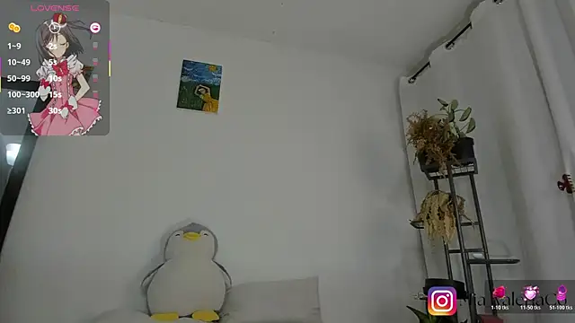 Snapshot of Mia-Valeria- chatting on 06.21.26 Mia-Valeria- online show from 06.21.26