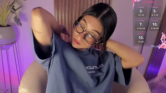 Lady  scarlett online show from 04.25.26