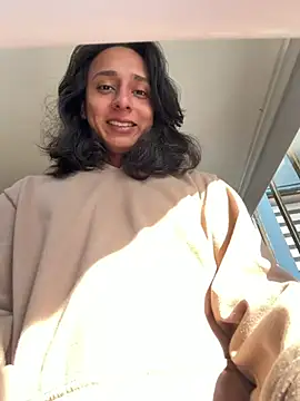 Elisasue online show from 05.14.26