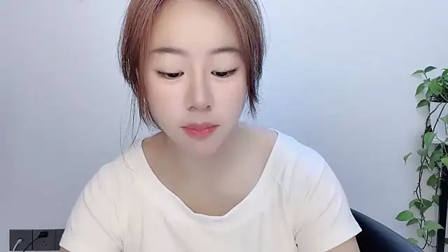Snapshot of Baixi-01 chatting on 06.04.26 Baixi-01 online show from 06.04.26