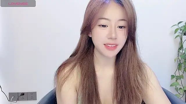 Snapshot of Baixi-01 chatting on 06.13.26 Baixi-01 online show from 06.13.26