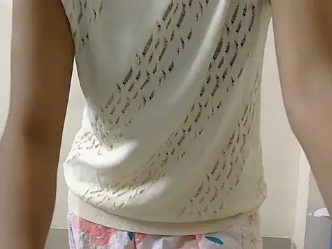 Snapshot of cute_yashi chatting on 06.23.26 cute yashi online show from 06.23.26