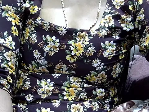 HOTY SAPNA02sCyOz9QcTD online show from 04.10.26