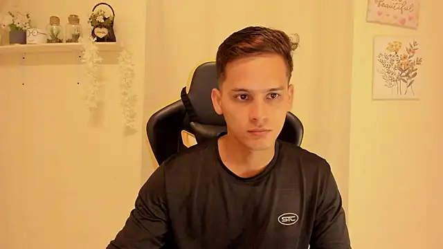 sexy andres01 online show from 05.02.26