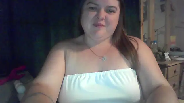 Snapshot of crystalizzze chatting on 06.04.26 crystalizzze online show from 06.04.26