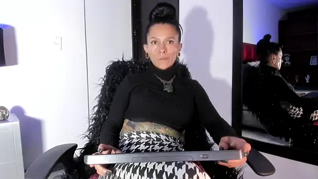 Amelie Blake online show from 04.03.26