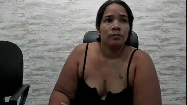 Snapshot of mariana_villa72 chatting on 06.05.26 mariana villa72 online show from 06.05.26