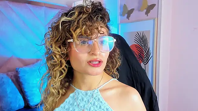 emilyjonesss  online show from 03.07.26