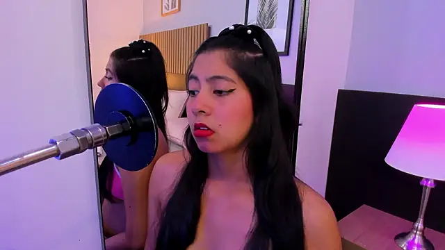 Snapshot of lanna_doll_ chatting on 03.20.26 lanna doll online show from 03.20.26