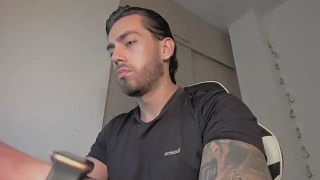 Axel  Blaze online show from 04.13.26