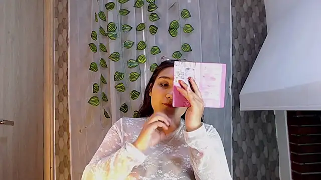 anyela donecm online show from 04.29.26