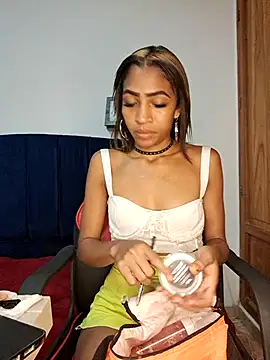 Canela em online show from 03.03.26