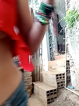 Snapshot of yuliitza4 chatting on 03.28.26 yuliitza4 online show from 03.28.26