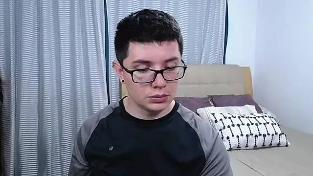 Snapshot of BlackFoXXX69 chatting on 05.19.26 BlackFoXXX69 online show from 05.19.26