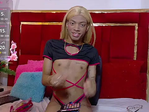 Snapshot of TiffannyValentine chatting on 04.03.26 TiffannyValentine online show from 04.03.26