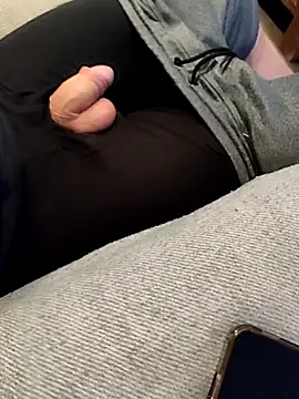 Melbourneguy101 online show from 02.27.26