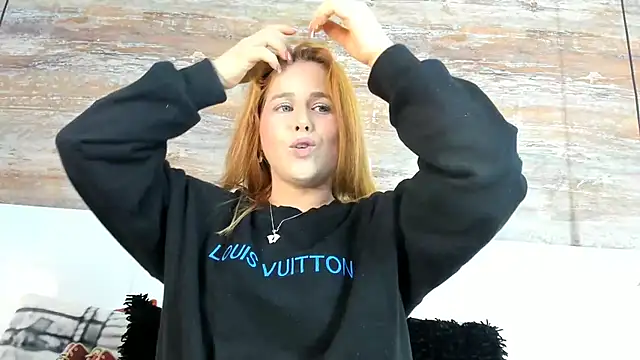 Nikol Lopez  online show from 06.16.26