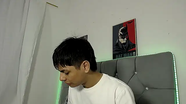 Logan Jhonson19 online show from 04.12.26