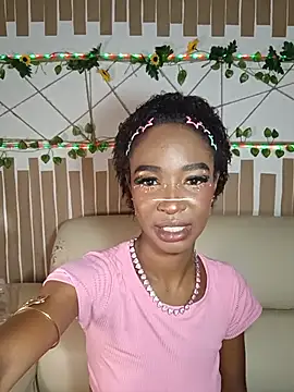 Snapshot of TinnaPeyton chatting on 07.24.26 TinnaPeyton online show from 07.24.26