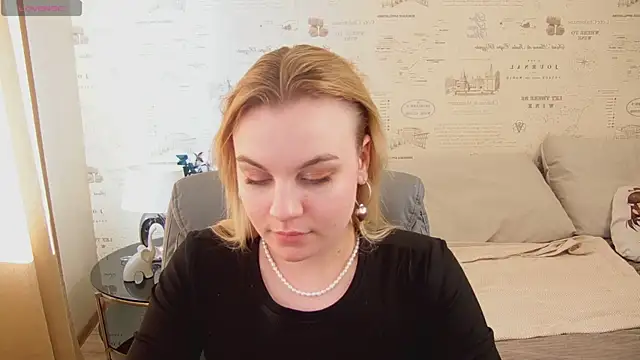 Snapshot of Glow_Margo chatting on 06.03.26 Glow Margo online show from 06.03.26