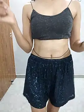 Snapshot of NeetuKumri chatting on 05.15.26 NeetuKumri online show from 05.15.26