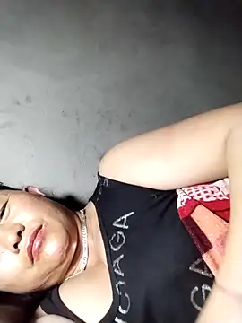 Lucie Fuzk online show from 03.08.26