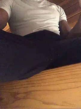 EricSwainn901 online show from 03.19.26