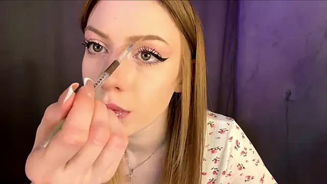 Rosalielue online show from 05.18.26