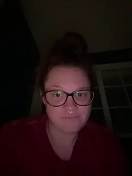 Snapshot of Averyleig chatting on 03.30.26 Averyleig online show from 03.30.26