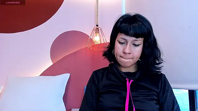 Valkiria wine online show from 04.22.26