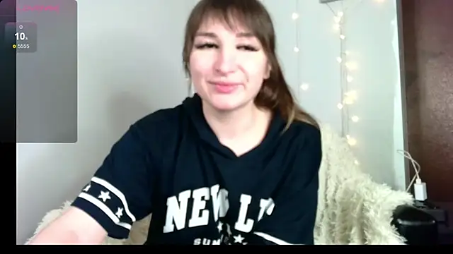 Birdie Kiss online show from 05.13.26