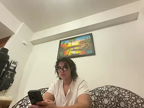 yassiestar online show from 02.28.26