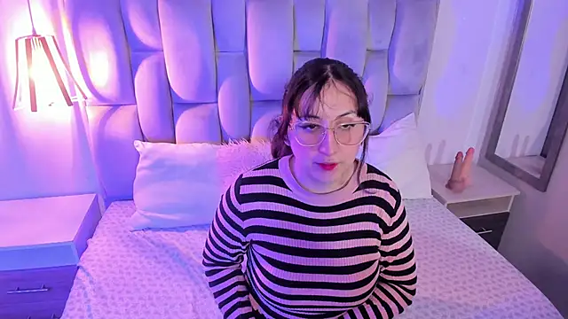 Maddie-LesYoux online show from 03.31.26